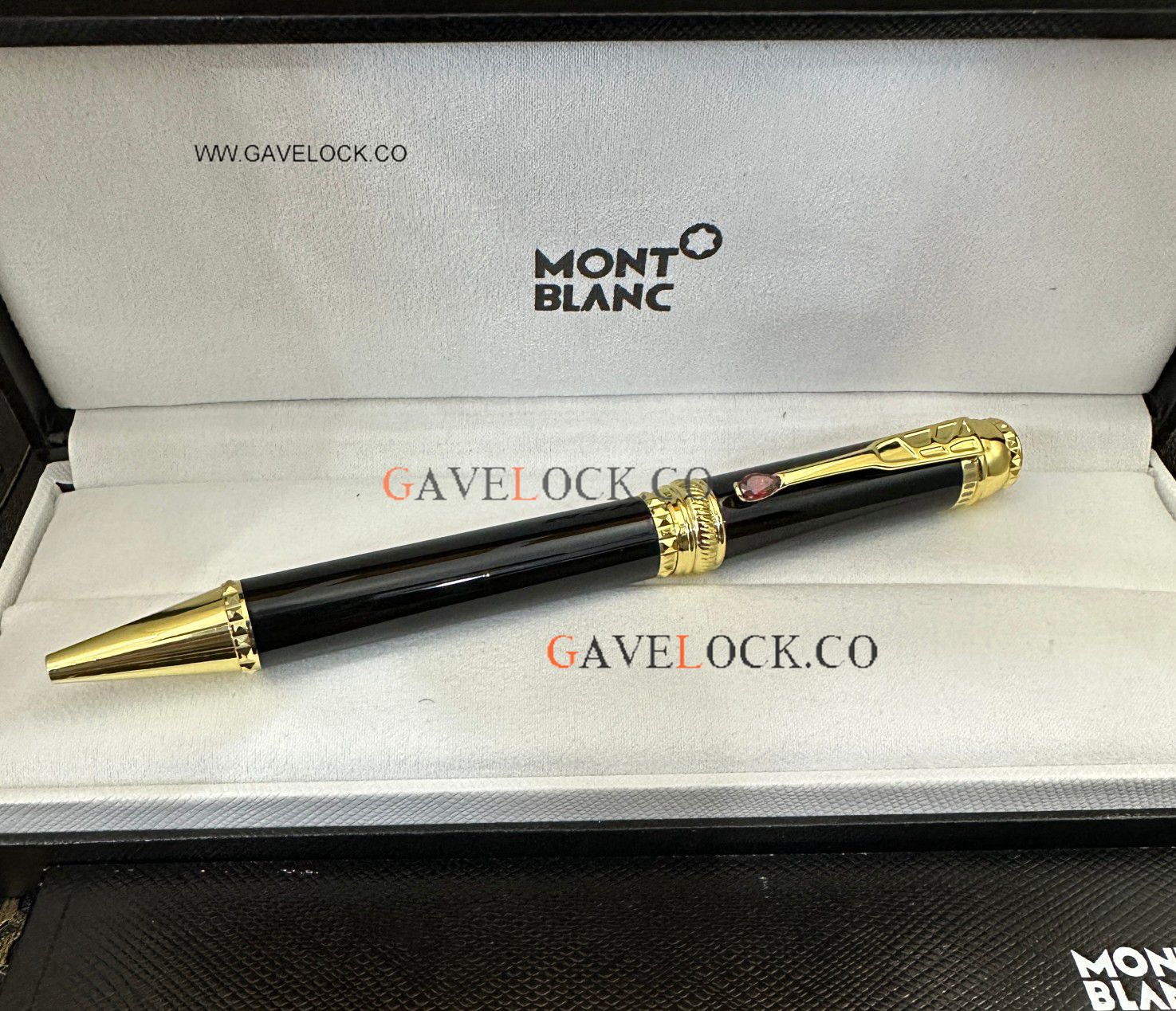 AAA Copy Mont blanc Black & Gold Ballpoint Scipione Borghese